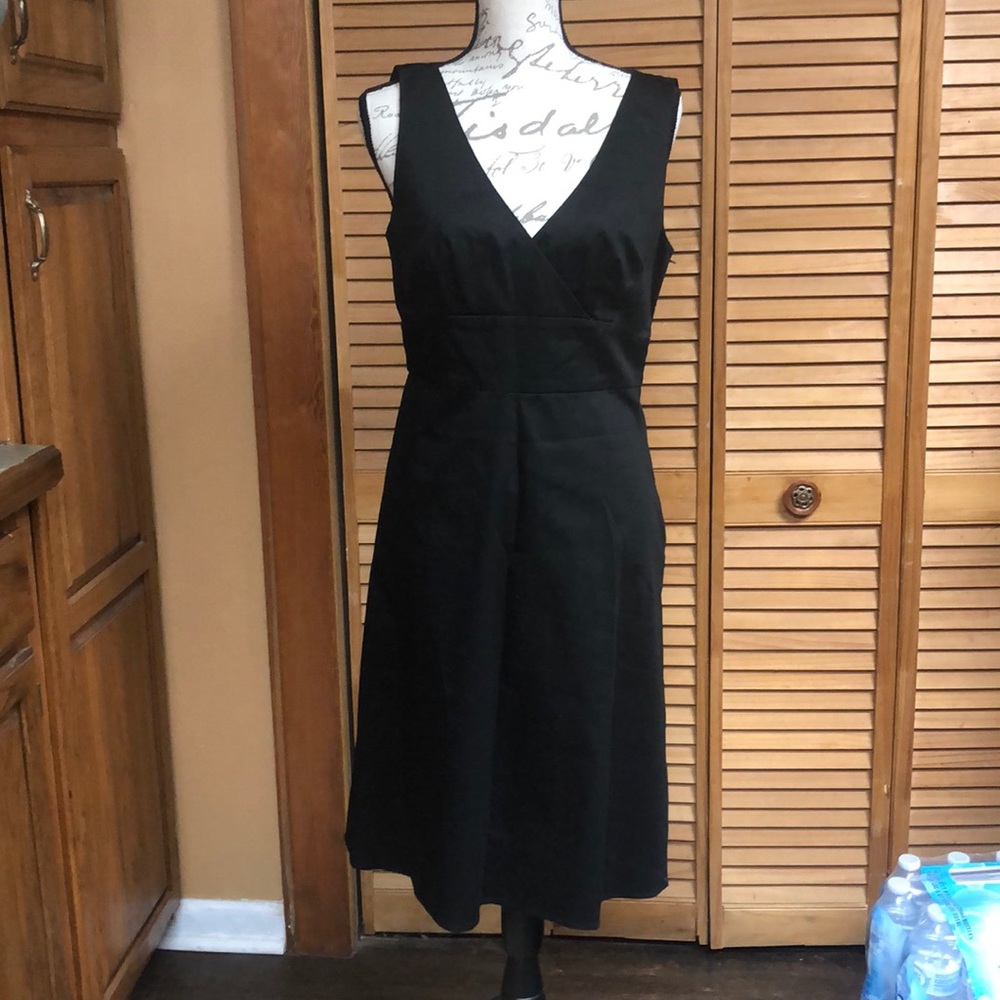 SPENSE LBD Stretch Black Sleeveless V-Neck Dress 8